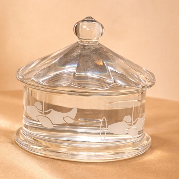 Baccarat Clear Glass Lidded Dish - Picture 2 of 8